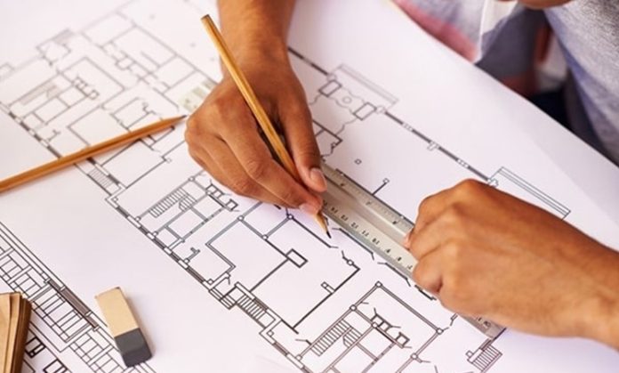 Mimarlık sektöründe sınır ötesi çalışmaların kapsamı genişlerken, farklı ülkelerde proje geliştiren mimarların sayısı da artıyor. Konutlardan otel projelerine, ticari yapılardan kamusal alanlara kadar farklı ölçekteki çalışmalar, mimarlık ofislerinin uluslararası deneyim kazanmasına katkı sağlıyor. Farklı coğrafyaların ihtiyaçlarını, kültürel özelliklerini ve yapı koşullarını dikkate alan tasarımlar, küresel ölçekte yeni çalışma fırsatlarının oluşmasına zemin hazırlıyor. Konulu bir haber görseli.